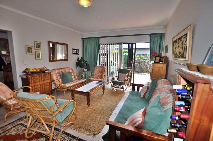 4 Bedroom Property for Sale in Fraaiuitsig Western Cape